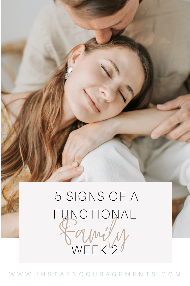 5 Signs of a Functional Family: Intimacy Between the Husband and Wife